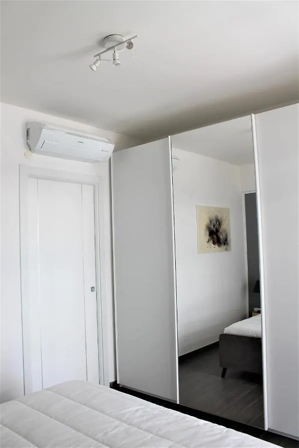 Residence Pola Catania Aparthotel